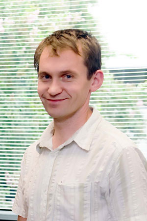 Free-Electron Laser staff scientist Pavel Evtushenko was awarded the FEL Young Scientist Prize for 2009 at the 31st International Free Electron Laser Conference held in England last August.