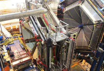 Detector Installation Continues