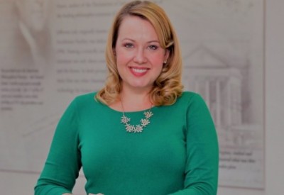 Jefferson Lab CFO Jennifer Logan Selected for Prestigious Oppenheimer Leadership Program
